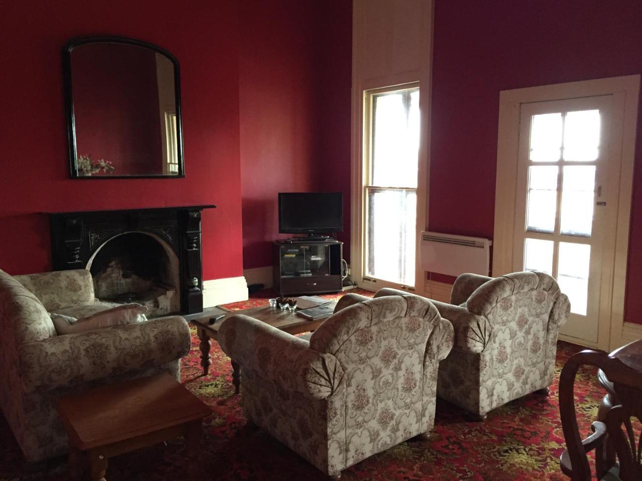 The Victoria Hotel Rutherglen Extérieur photo